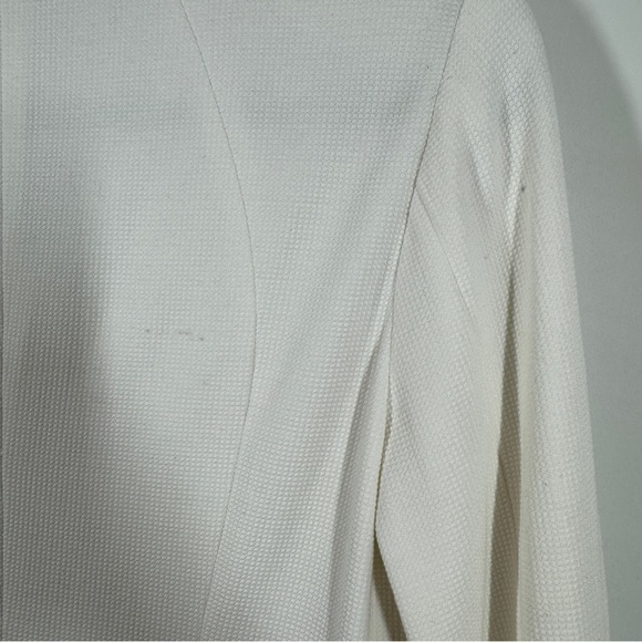 Marc Cain White Textured Knit Minimalist Single Button Tailored Blazer Jacket - Picture 9 of 13